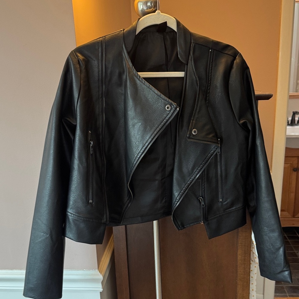 SHEIN Black Faux Leather Moto Jacket